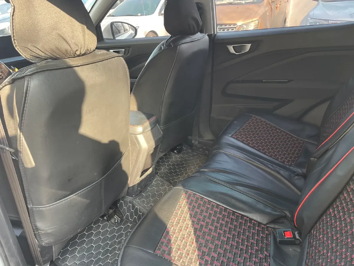 2022 WuLing XingChi 1.5L 99HP L4 6MT,autocango,china used car exporter,china ev exporter,chinese used car exporter,chinese used ev exporter