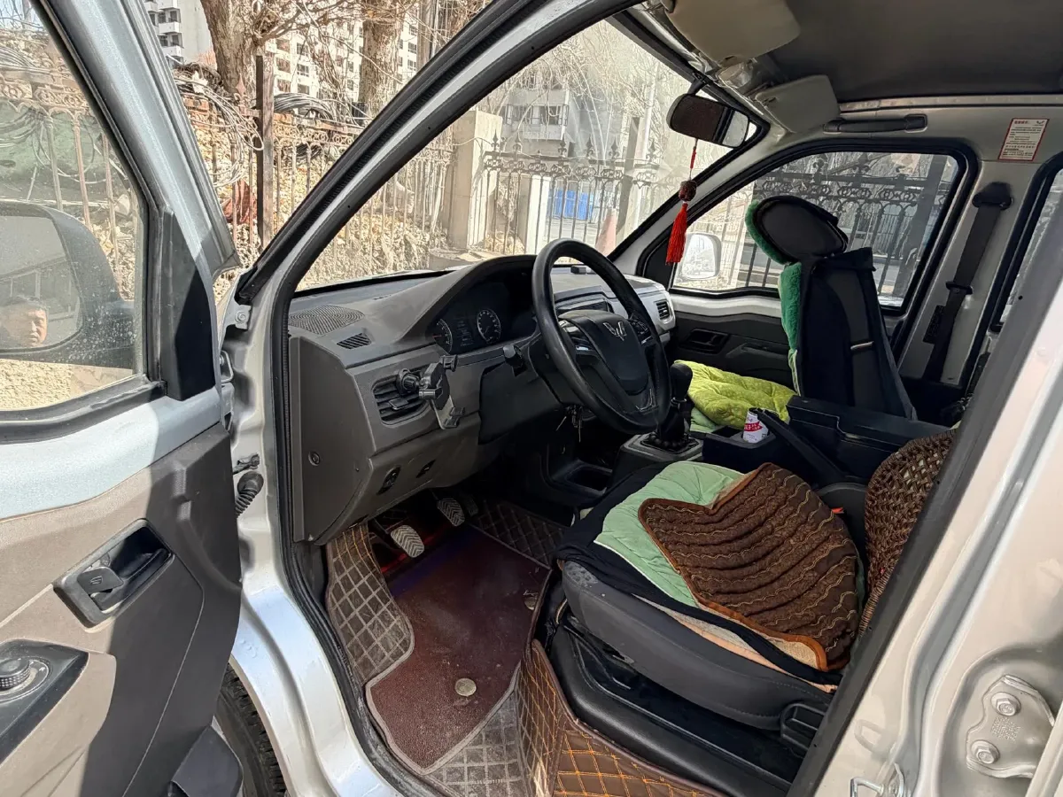 2023 WuLing RongGuang New Truck 5MT,autocango,china used car exporter,china ev exporter,chinese used car exporter,chinese used ev exporter