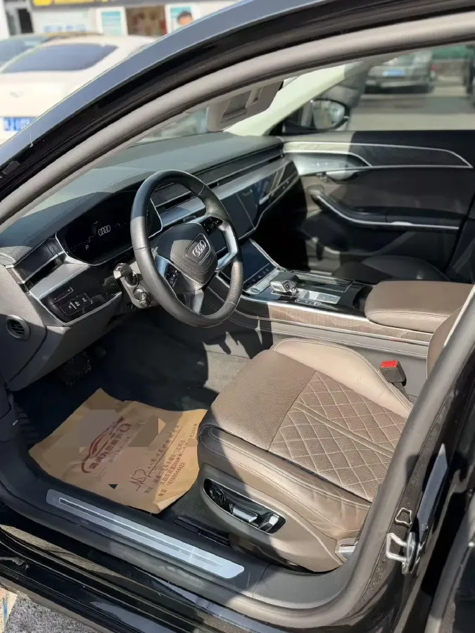 2024 Audi A8 3.0T 286HP V6 8AT,autocango,china used car exporter,china ev exporter,chinese used car exporter,chinese used ev exporter