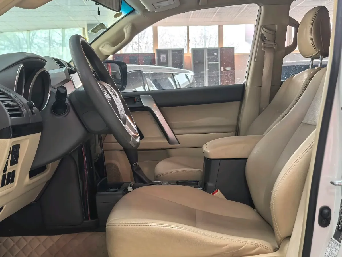 2017 Toyota Corolla 1.6L 122HP L4 CVT,autocango,china used car exporter,china ev exporter,chinese used car exporter,chinese used ev exporter