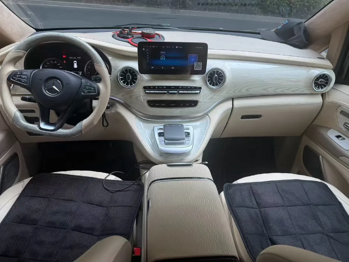 2023 Mercedes-Benz Vito 2.0T 211HP L4 9AT,autocango,china used car exporter,china ev exporter,chinese used car exporter,chinese used ev exporter