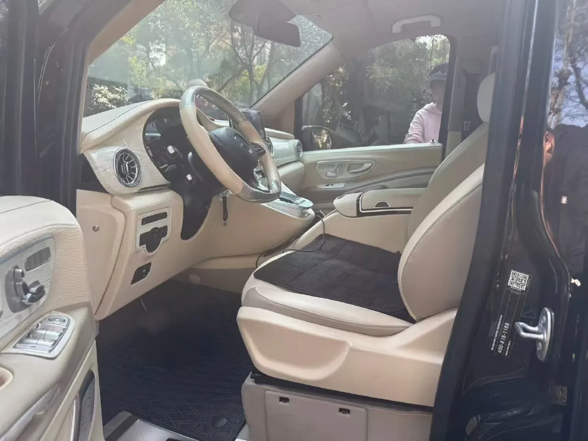 2023 Mercedes-Benz Vito 2.0T 211HP L4 9AT,autocango,china used car exporter,china ev exporter,chinese used car exporter,chinese used ev exporter