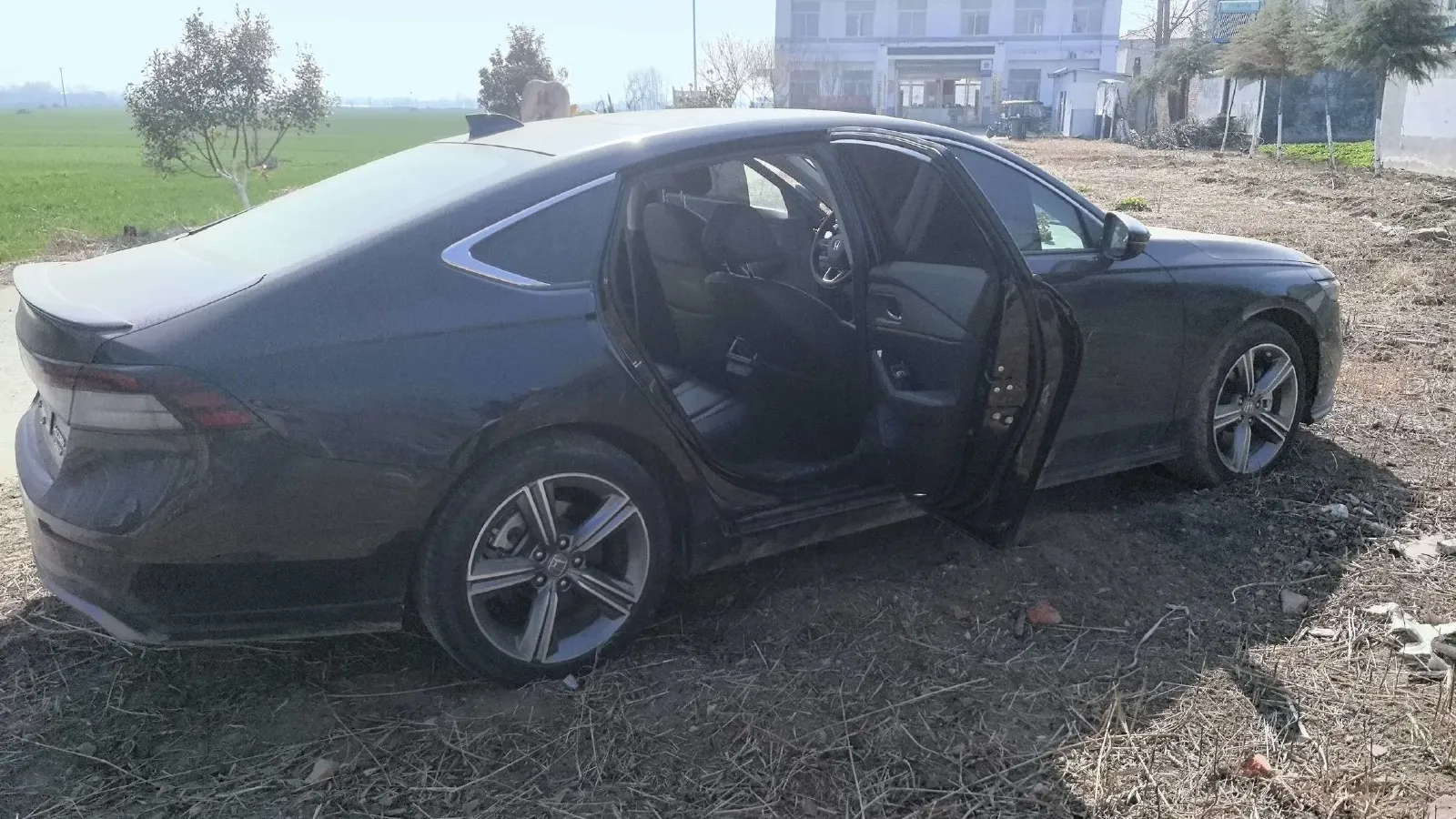 2023 Honda Accord 2.0L 148HP L4 E-CVT PHEV 17.7KWH,autocango,china used car exporter,china ev exporter,chinese used car exporter,chinese used ev exporter