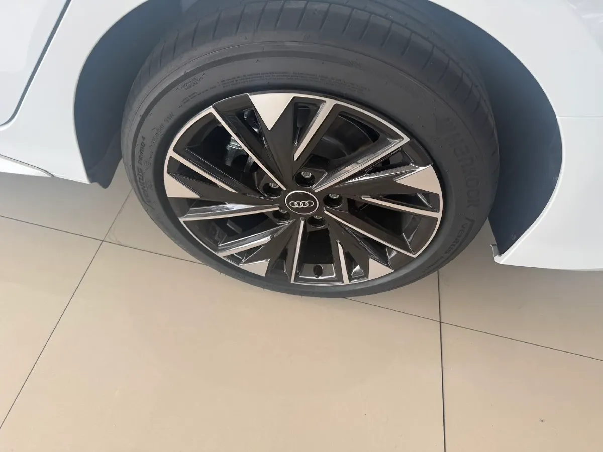 2026 Audi A3 1.5T 160HP L4 7DCT,autocango,china used car exporter,china ev exporter,chinese used car exporter,chinese used ev exporter