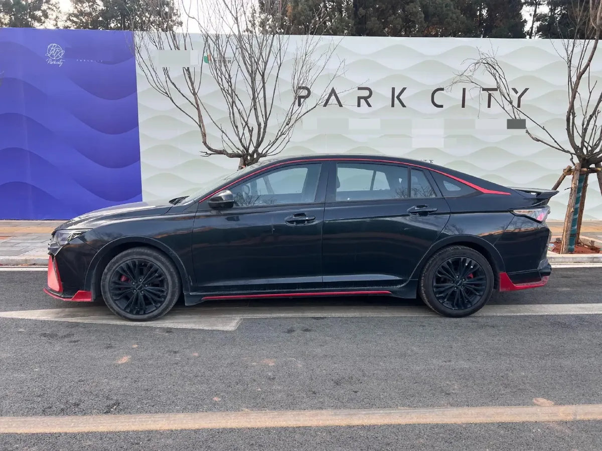 2023 DongFeng Aeolus YiXuan MAX 1.5T 190HP L4 7DCT,autocango,china used car exporter,china ev exporter,chinese used car exporter,chinese used ev exporter