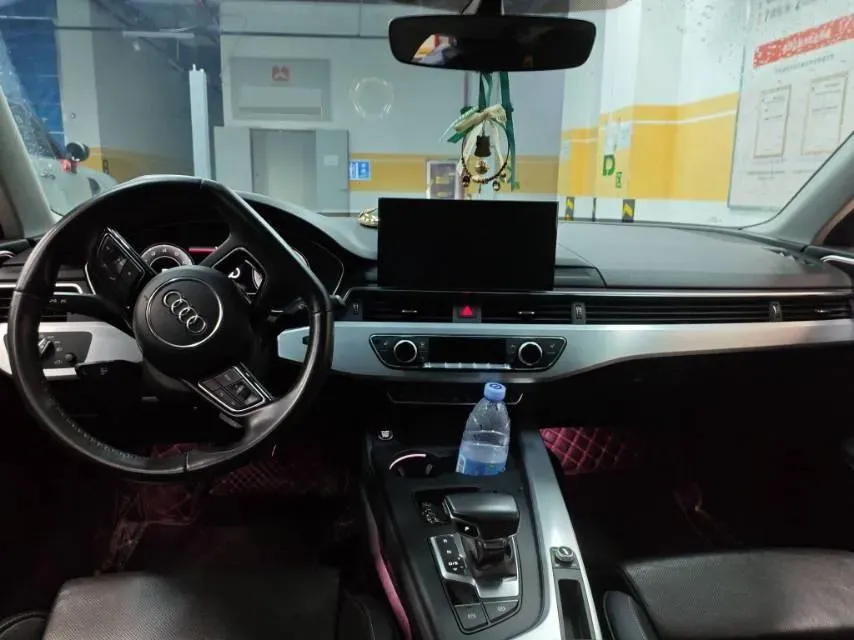 2022 Audi A4L 2.0T 190HP L4 7DCT,autocango,china used car exporter,china ev exporter,chinese used car exporter,chinese used ev exporter