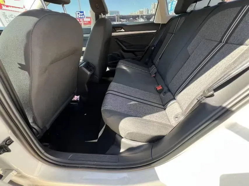 2021 Volkswagen Lavida 1.5L 113HP L4 6AT,autocango,china used car exporter,china ev exporter,chinese used car exporter,chinese used ev exporter