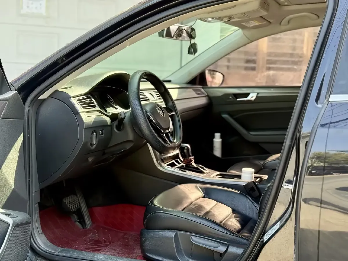 2017 Volkswagen Passat 1.4T 150HP L4 7DCT,autocango,china used car exporter,china ev exporter,chinese used car exporter,chinese used ev exporter