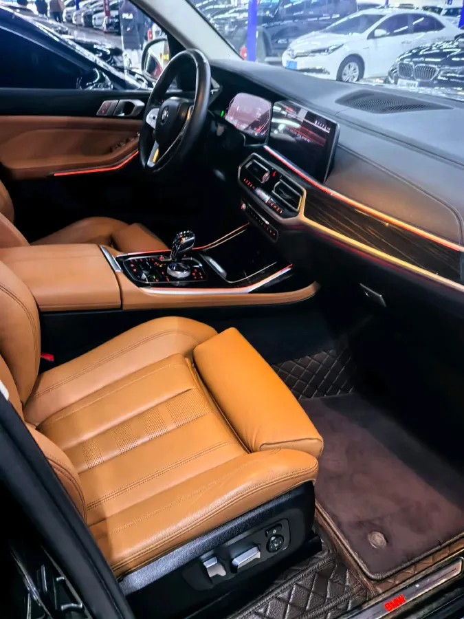 2019 BMW X7 3.0T 340HP L6 8AT,autocango,china used car exporter,china ev exporter,chinese used car exporter,chinese used ev exporter