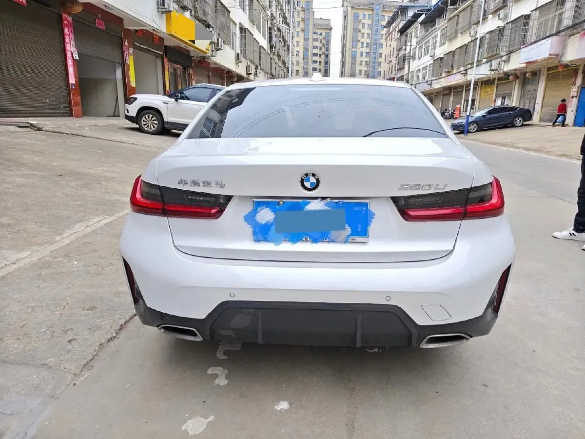 2023 BMW 3 Series 2.0T 156HP L4 8AT,autocango,china used car exporter,china ev exporter,chinese used car exporter,chinese used ev exporter