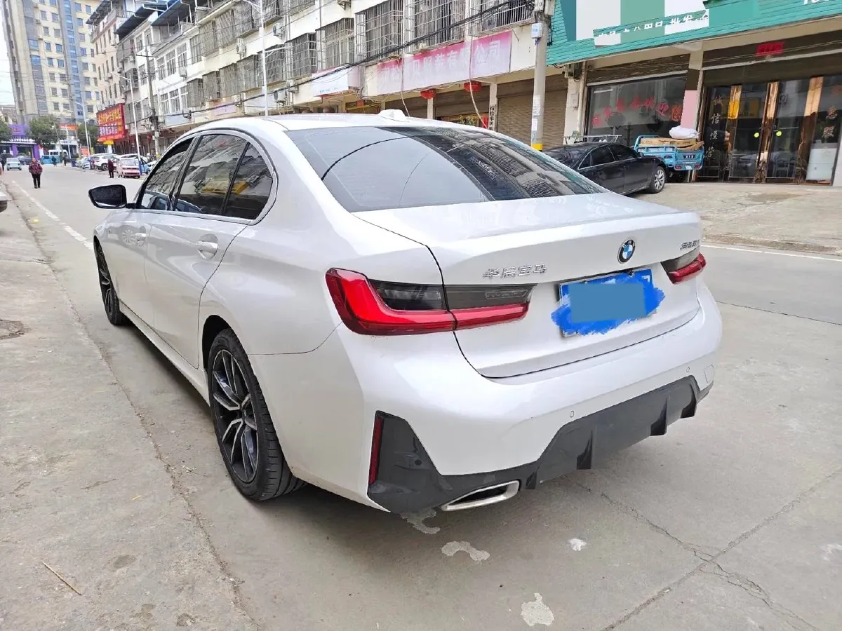 2023 BMW 3 Series 2.0T 156HP L4 8AT,autocango,china used car exporter,china ev exporter,chinese used car exporter,chinese used ev exporter