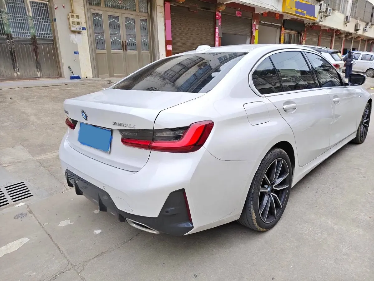 2023 BMW 3 Series 2.0T 156HP L4 8AT,autocango,china used car exporter,china ev exporter,chinese used car exporter,chinese used ev exporter