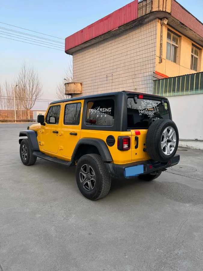 2019 Jeep Wrangler 2.0T 266HP L4 8AT,autocango,china used car exporter,china ev exporter,chinese used car exporter,chinese used ev exporter
