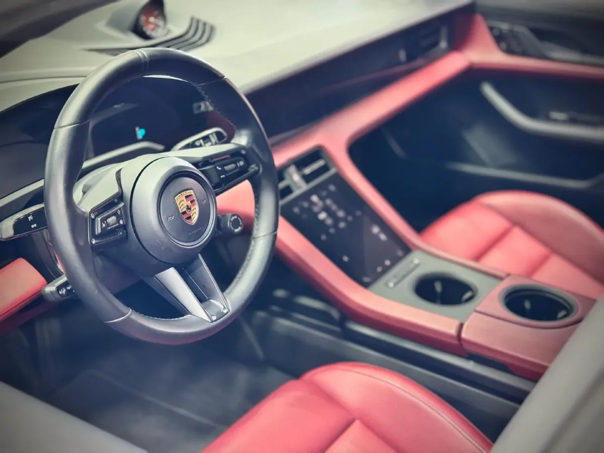 2020 Porsche Taycan 2AT BEV 79.2KWH,autocango,china used car exporter,china ev exporter,chinese used car exporter,chinese used ev exporter