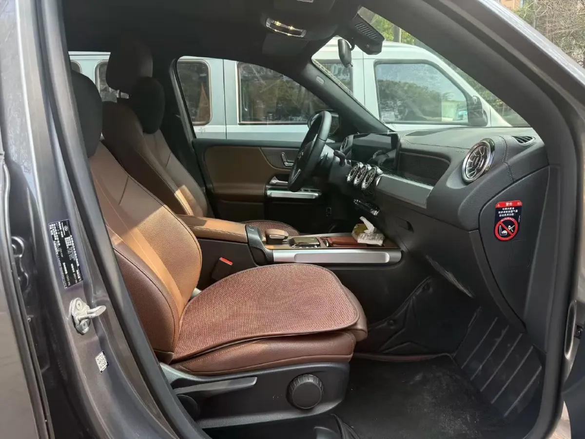 2022 Mercedes-Benz GLB Class 1.3T 163HP L4 7DCT,autocango,china used car exporter,china ev exporter,chinese used car exporter,chinese used ev exporter