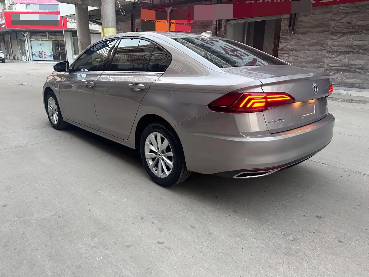 2019 Volkswagen Golf Sportsvan 1.6L 110HP L4 6AT,autocango,china used car exporter,china ev exporter,chinese used car exporter,chinese used ev exporter