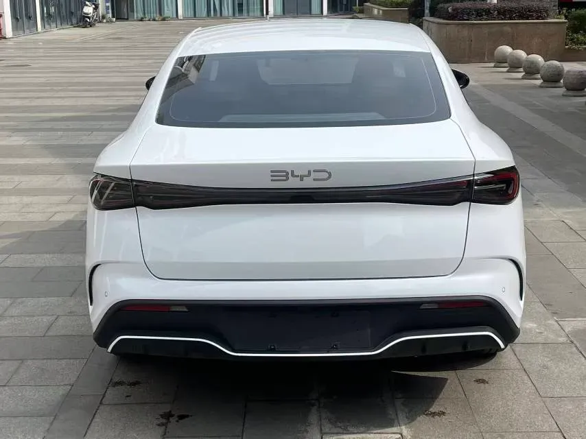 2024 BYD Seal06 1.5L 101HP L4 E-CVT PHEV 10.08KWH,autocango,china used car exporter,china ev exporter,chinese used car exporter,chinese used ev exporter