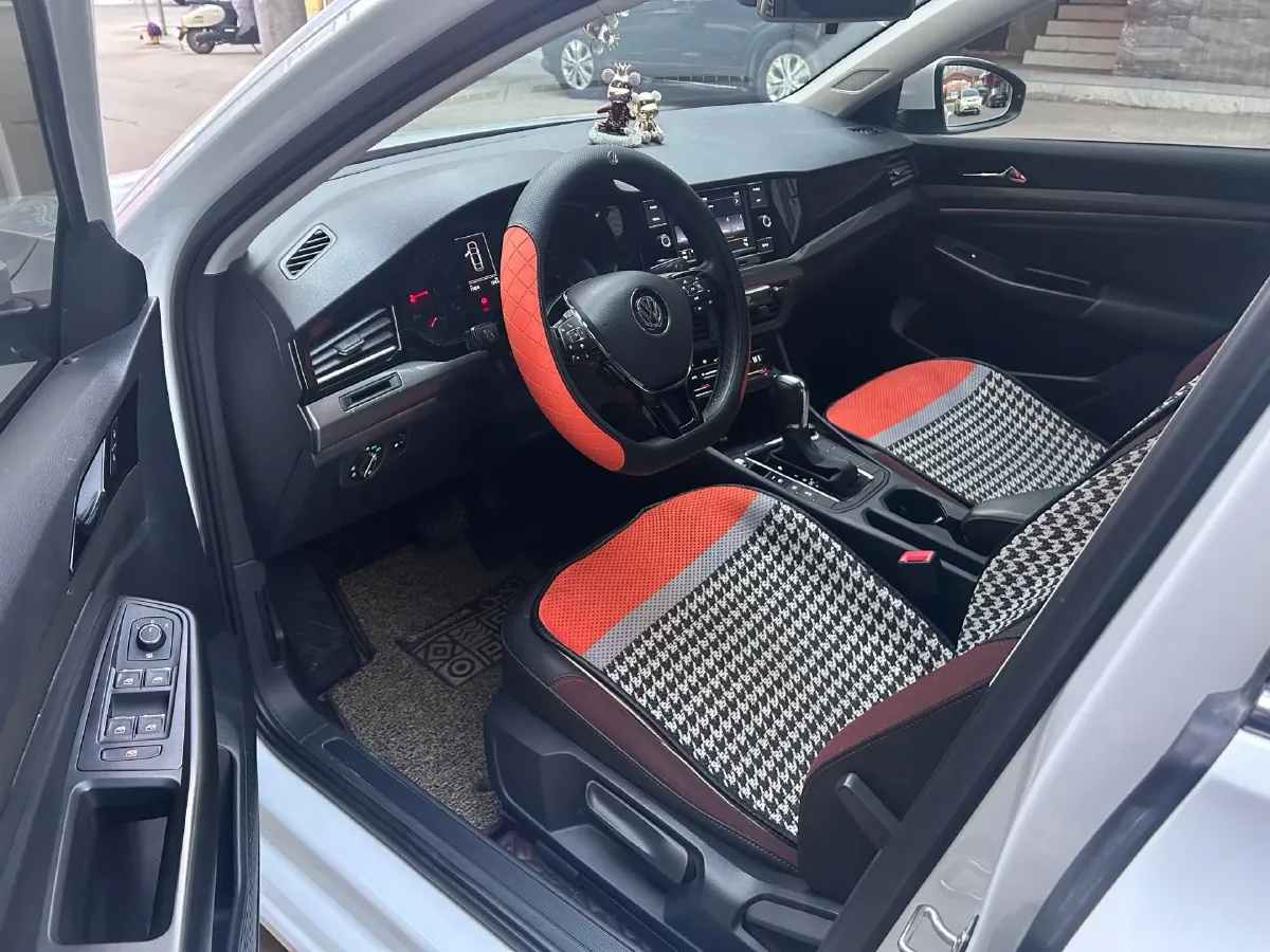 2020 Volkswagen Bora 1.5L 113HP L4 6AT,autocango,china used car exporter,china ev exporter,chinese used car exporter,chinese used ev exporter