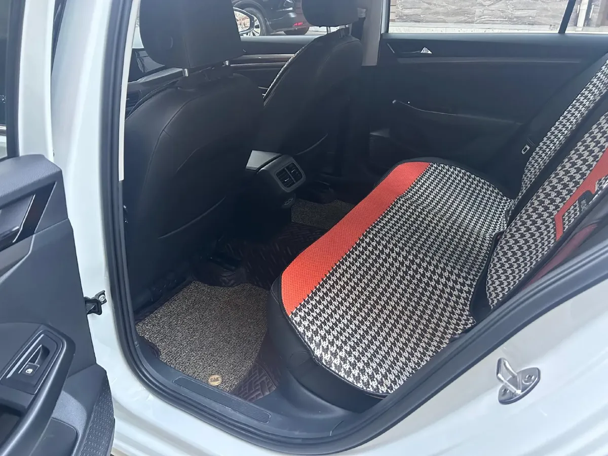 2020 Volkswagen Bora 1.5L 113HP L4 6AT,autocango,china used car exporter,china ev exporter,chinese used car exporter,chinese used ev exporter