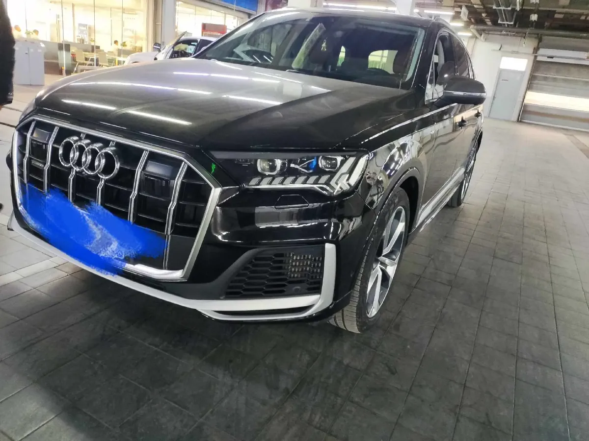 2021 Audi Q7 3.0T 340HP V6 8AT,autocango,china used car exporter,china ev exporter,chinese used car exporter,chinese used ev exporter