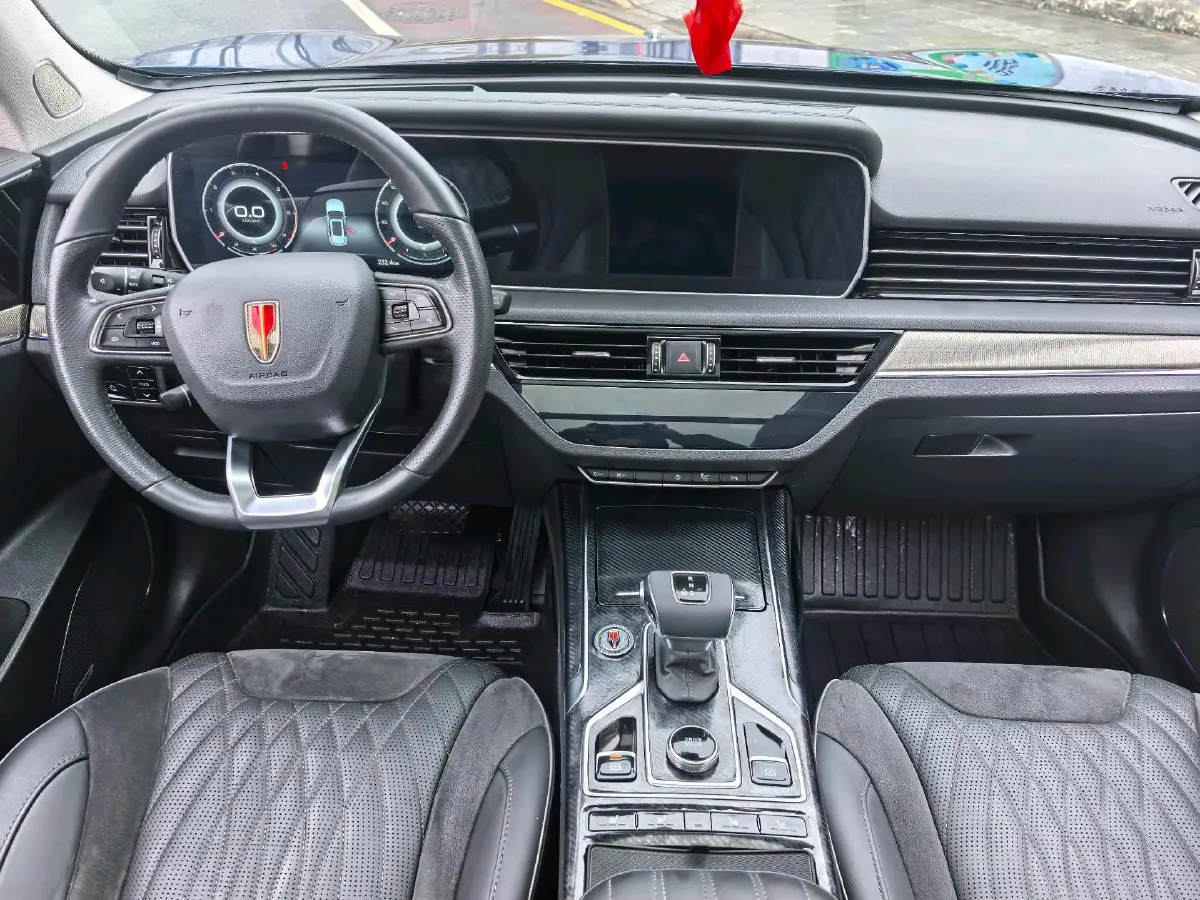 2022 HongQi HS5 2.0T 224HP L4 6AT,autocango,china used car exporter,china ev exporter,chinese used car exporter,chinese used ev exporter