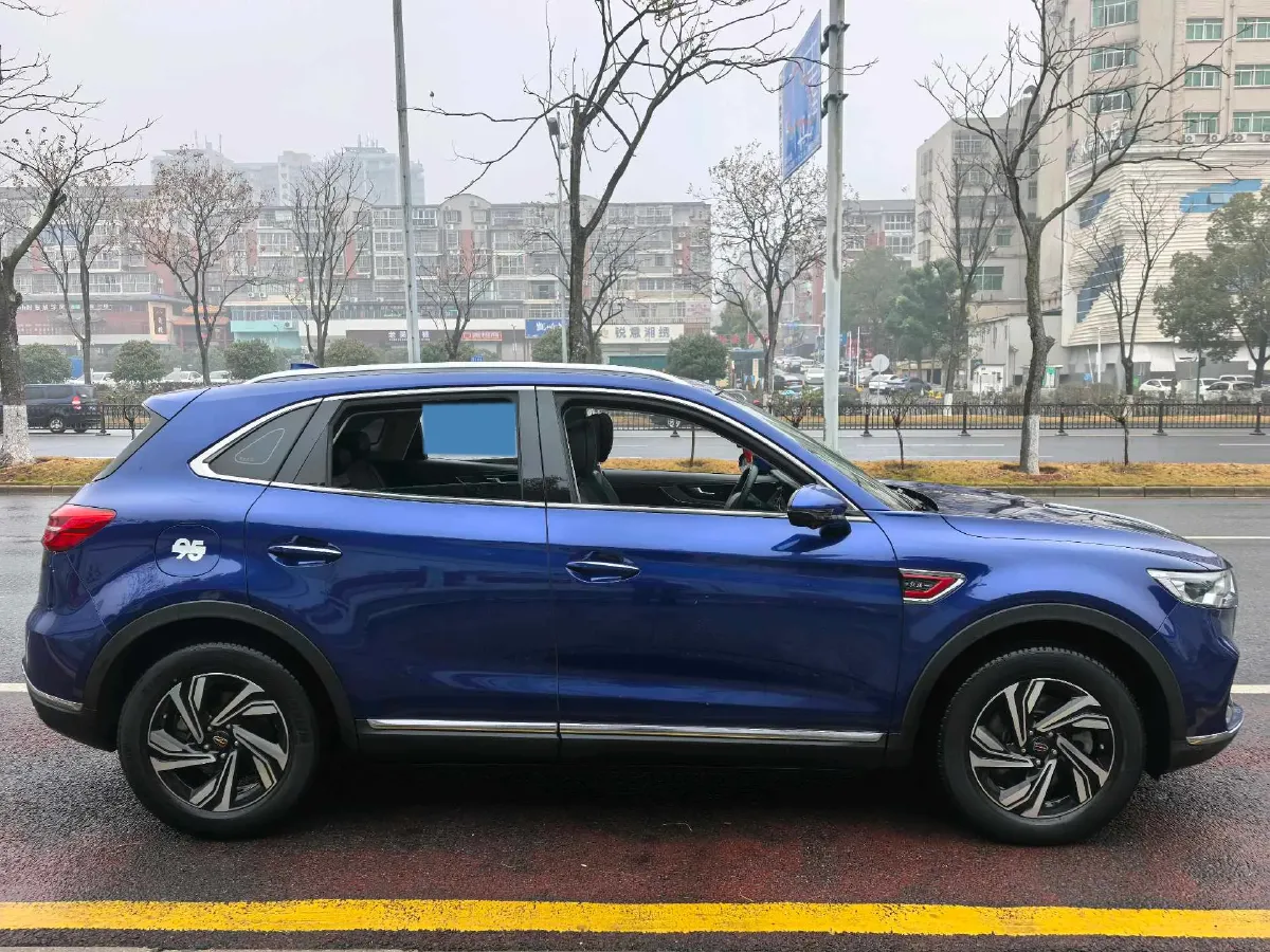 2022 HongQi HS5 2.0T 224HP L4 6AT,autocango,china used car exporter,china ev exporter,chinese used car exporter,chinese used ev exporter