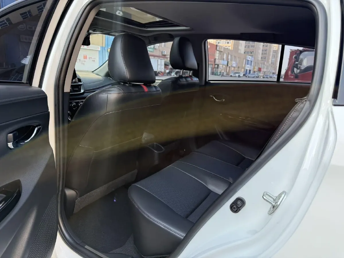 2022 Toyota Yaris L 1.5L 112HP L4 CVT,autocango,china used car exporter,china ev exporter,chinese used car exporter,chinese used ev exporter