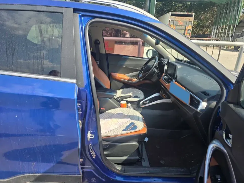 2018 KaiYi E3 1.6L 110HP L4 5MT,autocango,china used car exporter,china ev exporter,chinese used car exporter,chinese used ev exporter