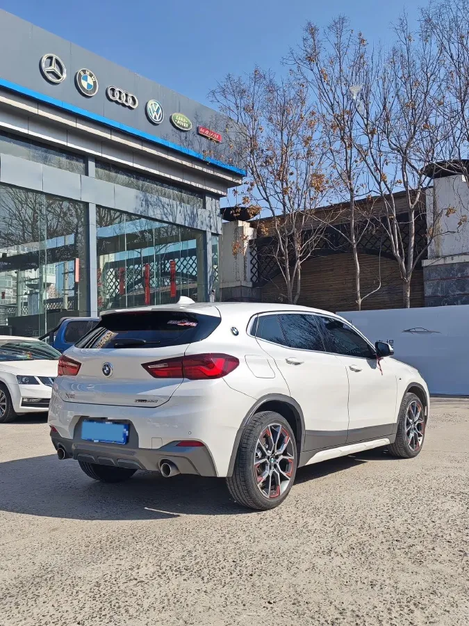 2021 BMW X2 2.0T 192HP L4 7DCT,autocango,china used car exporter,china ev exporter,chinese used car exporter,chinese used ev exporter