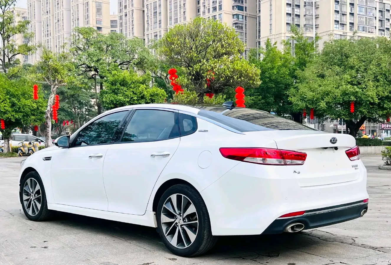 2017 Kia K5 2.0L 161HP L4 6AT,autocango,china used car exporter,china ev exporter,chinese used car exporter,chinese used ev exporter