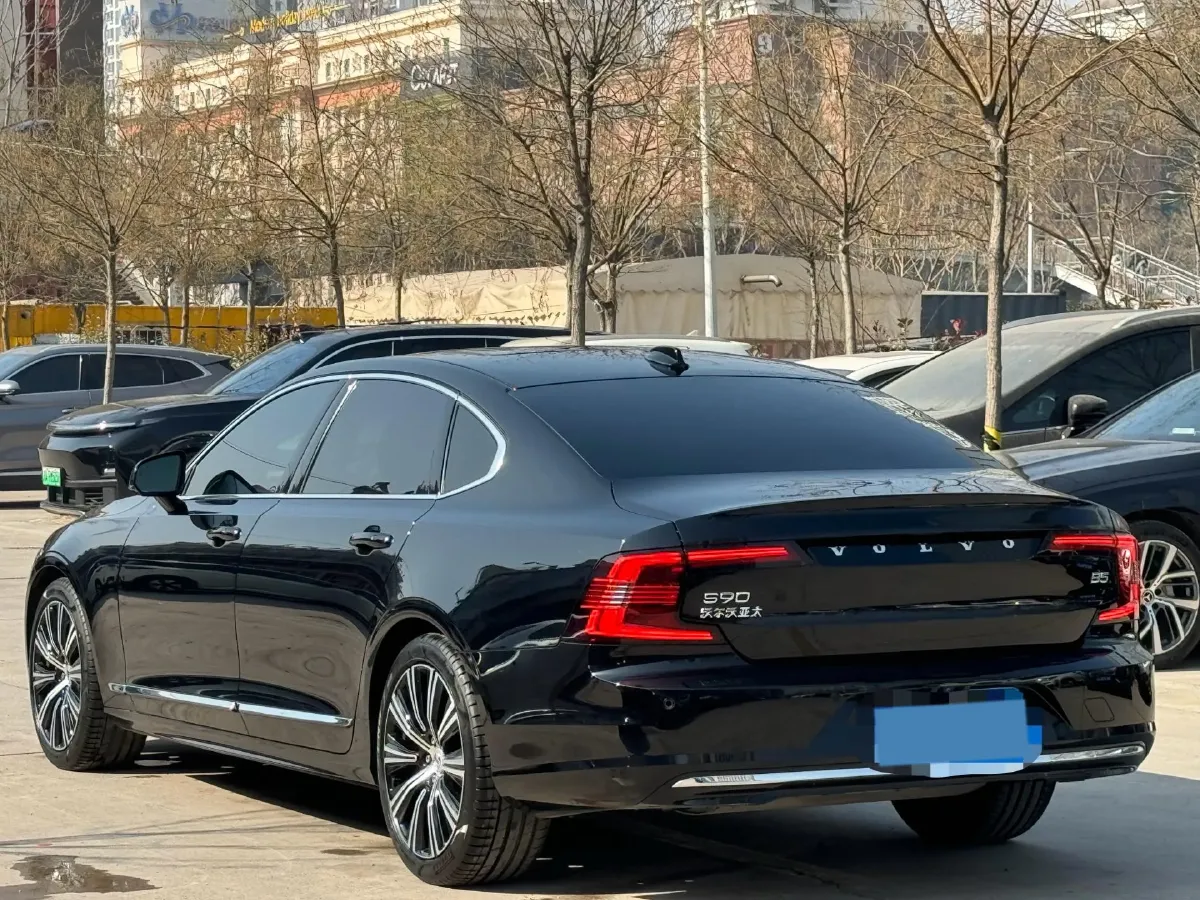 2024 Volvo S90 2.0T 250HP L4 8AT,autocango,china used car exporter,china ev exporter,chinese used car exporter,chinese used ev exporter