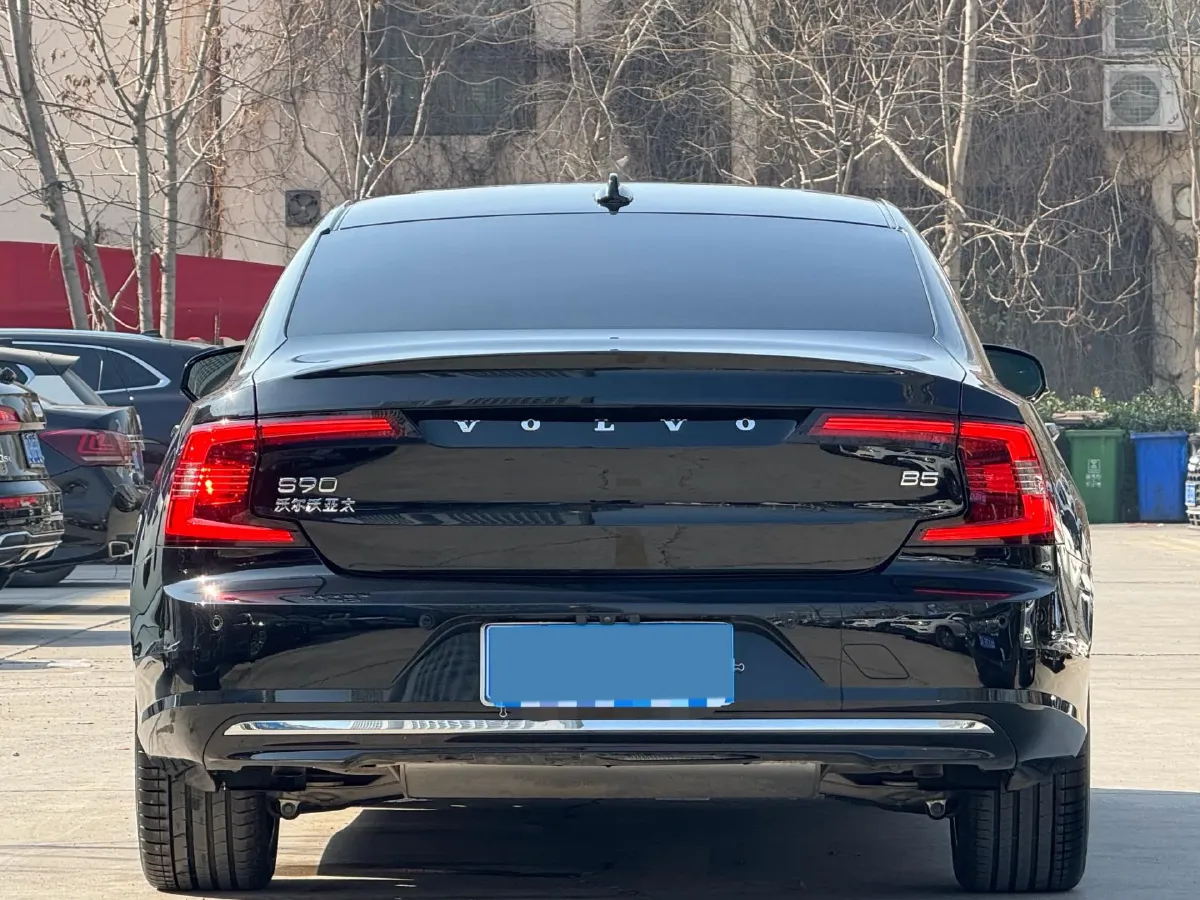 2024 Volvo S90 2.0T 250HP L4 8AT,autocango,china used car exporter,china ev exporter,chinese used car exporter,chinese used ev exporter