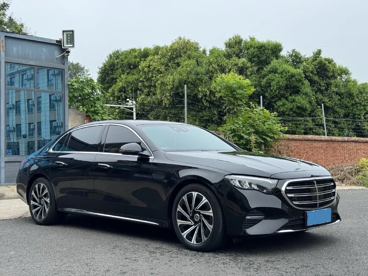 2024 Mercedes-Benz E Class 2.0T 258HP L4 9AT,autocango,china used car exporter,china ev exporter,chinese used car exporter,chinese used ev exporter