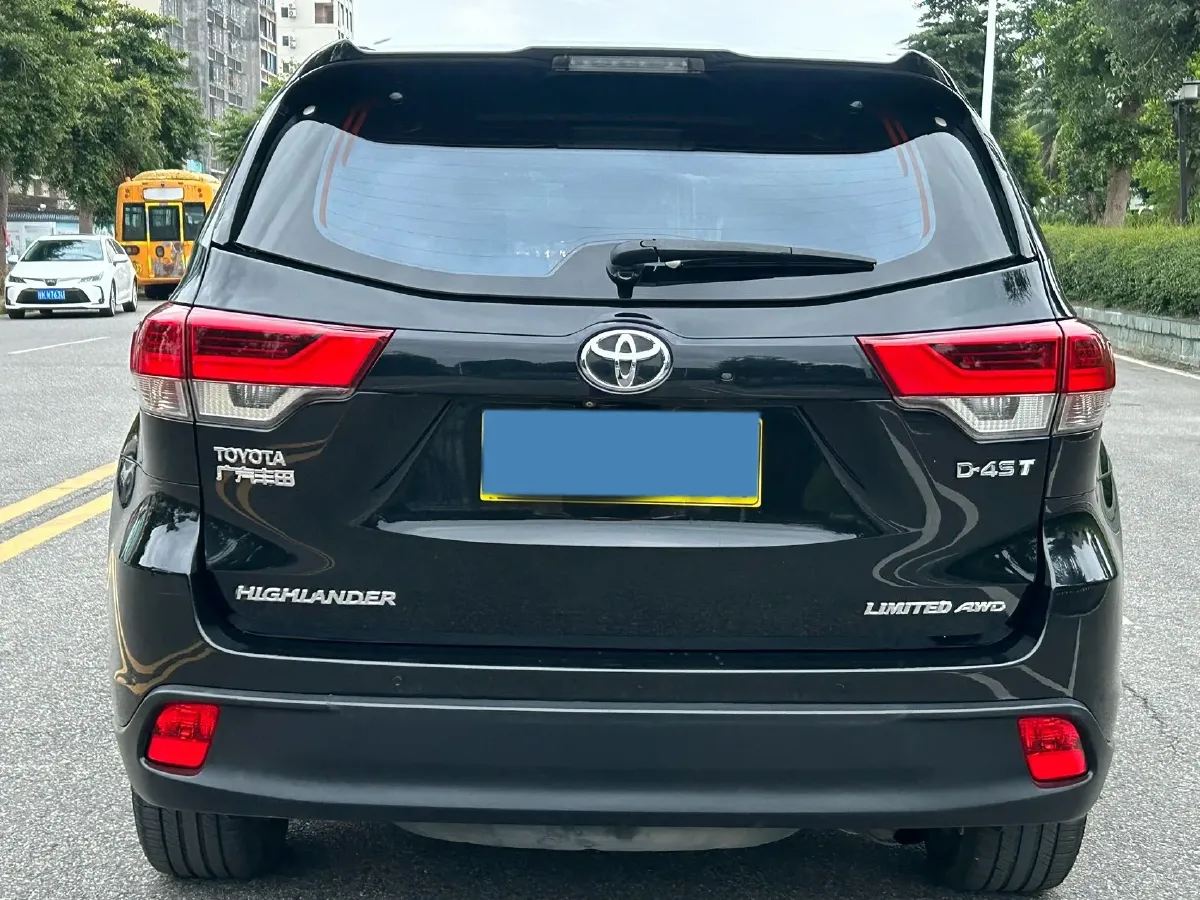 2018 Toyota Highlander 2.0T 220HP L4 6AT,autocango,china used car exporter,china ev exporter,chinese used car exporter,chinese used ev exporter