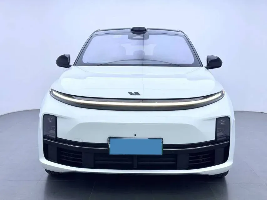 2023 Li L7 Range Extended 154HP REEV 40.9KWH,autocango,china used car exporter,china ev exporter,chinese used car exporter,chinese used ev exporter
