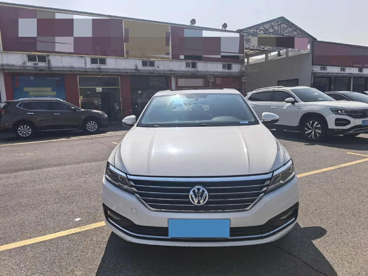 2018 Skoda Karoq 1.4T 150HP L4 7DCT,autocango,china used car exporter,china ev exporter,chinese used car exporter,chinese used ev exporter