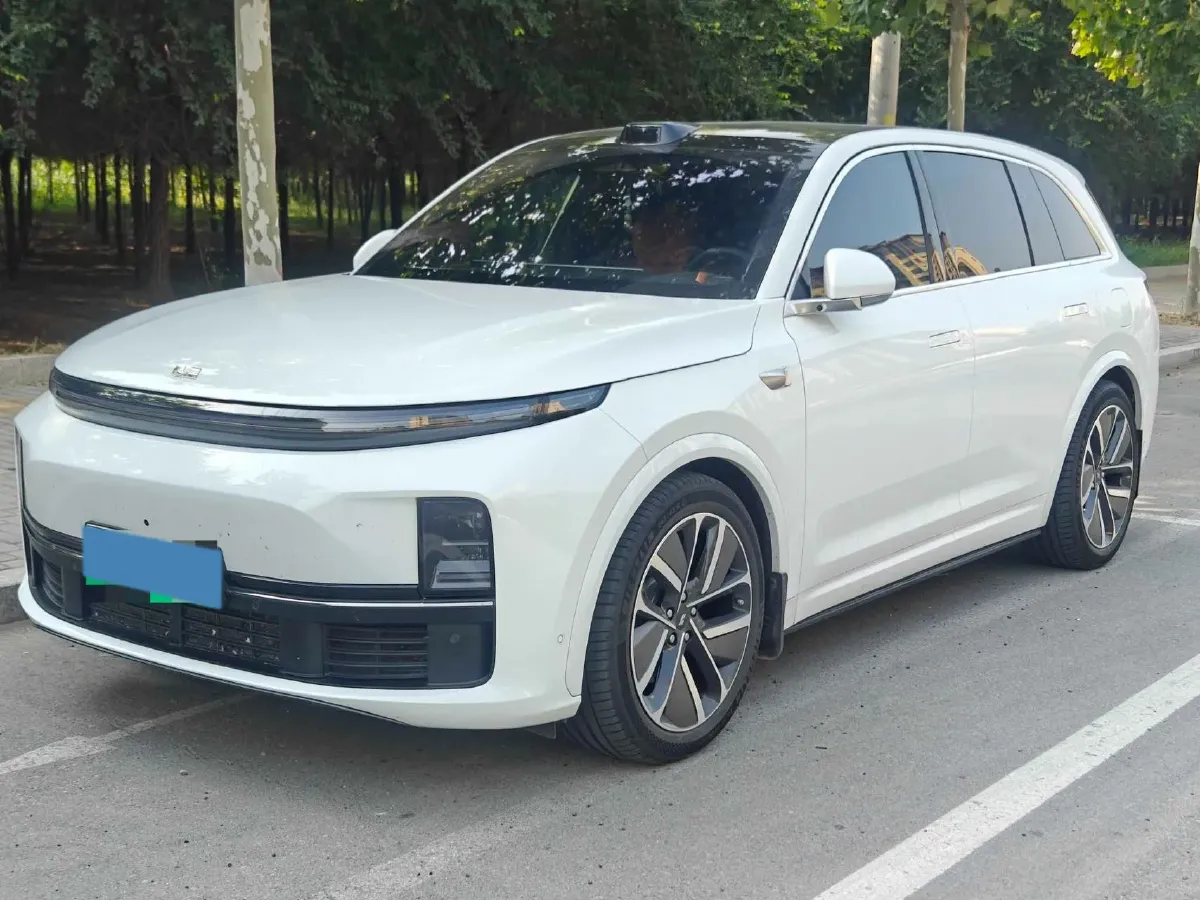 2024 Li L8 Range Extended 154HP REEV 42.8KWH,autocango,china used car exporter,china ev exporter,chinese used car exporter,chinese used ev exporter