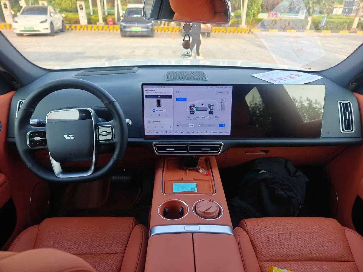 2024 Li L8 Range Extended 154HP REEV 42.8KWH,autocango,china used car exporter,china ev exporter,chinese used car exporter,chinese used ev exporter