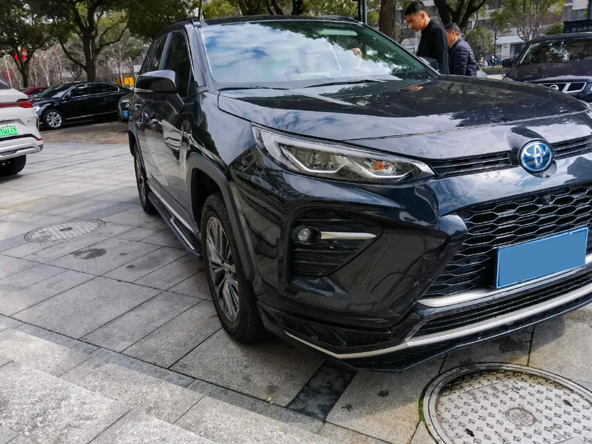 2023 Toyota Wildlander 2.5L 178HP L4 E-CVT Hybrid,autocango,china used car exporter,china ev exporter,chinese used car exporter,chinese used ev exporter