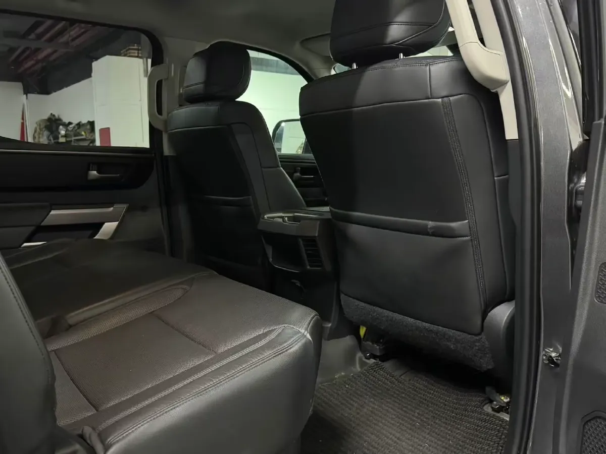 2022 Tank 300 2.0T 227HP L4 8AT,autocango,china used car exporter,china ev exporter,chinese used car exporter,chinese used ev exporter