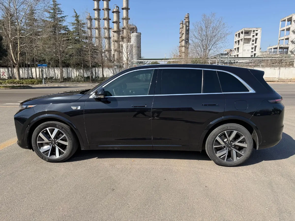 2023 Li L7 Range Extended 154HP REEV 40.9KWH,autocango,china used car exporter,china ev exporter,chinese used car exporter,chinese used ev exporter