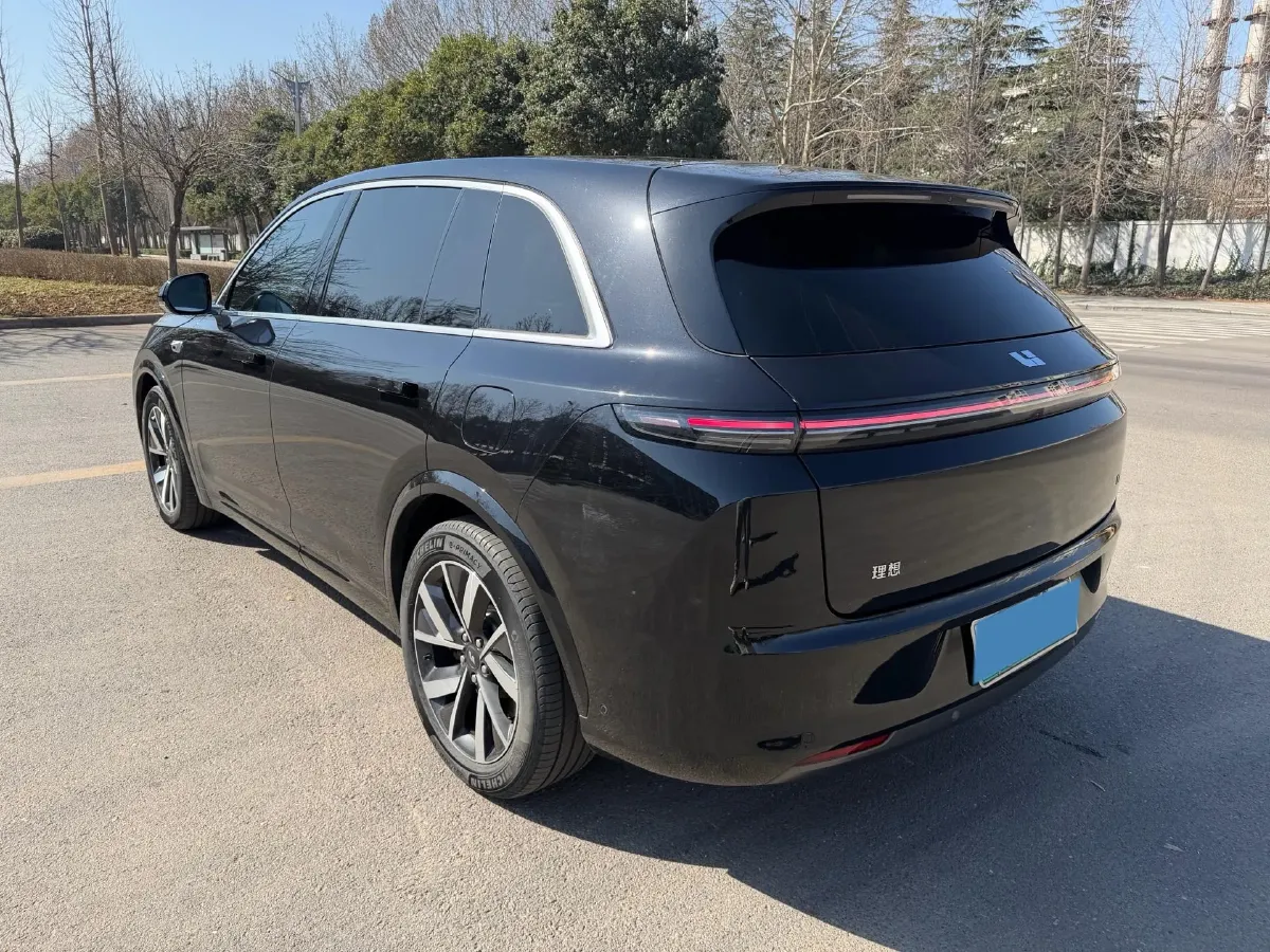 2023 Li L7 Range Extended 154HP REEV 40.9KWH,autocango,china used car exporter,china ev exporter,chinese used car exporter,chinese used ev exporter