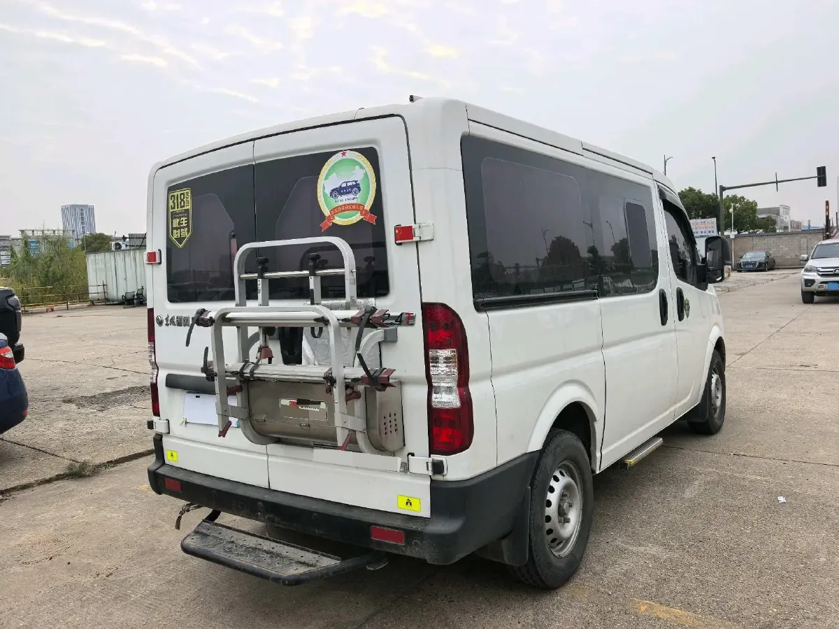 2021 DongFeng DFAC YuFeng 2.4T 140HP L4 6MT,autocango,china used car exporter,china ev exporter,chinese used car exporter,chinese used ev exporter