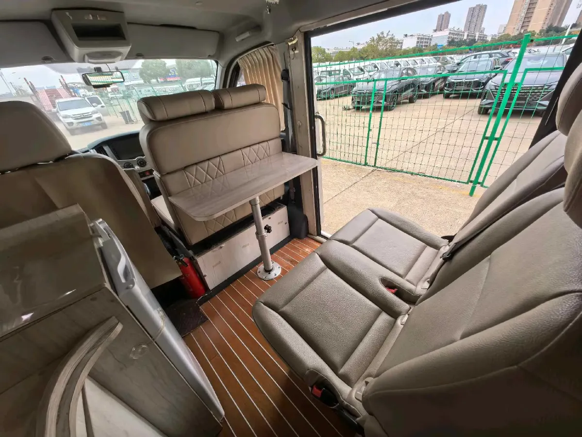 2021 DongFeng DFAC YuFeng 2.4T 140HP L4 6MT,autocango,china used car exporter,china ev exporter,chinese used car exporter,chinese used ev exporter