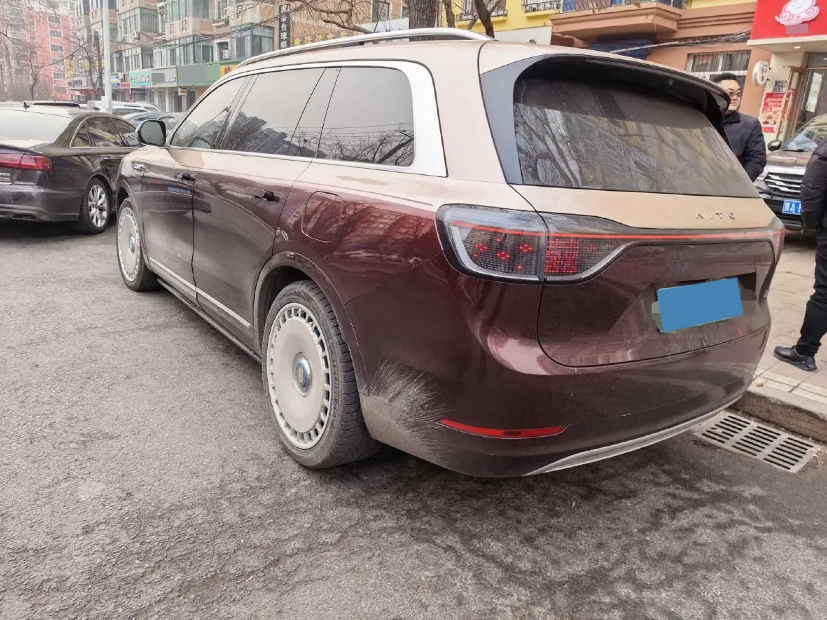 2024 AITO AITO M9 1.5T 152HP L4 REEV 42KWH,autocango,china used car exporter,china ev exporter,chinese used car exporter,chinese used ev exporter