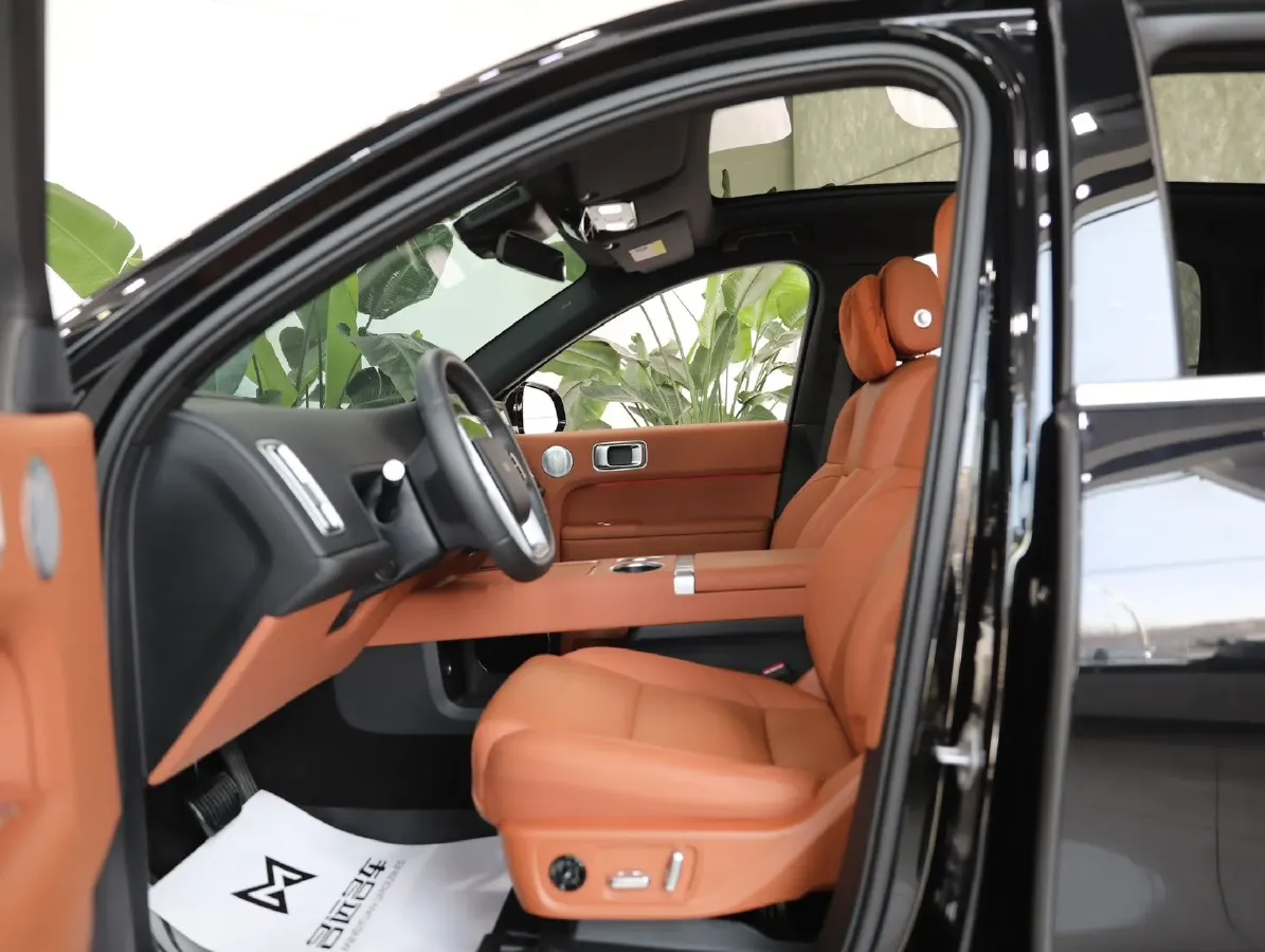 2025 Li L6 Range Extended 154HP L4 REEV,autocango,china used car exporter,china ev exporter,chinese used car exporter,chinese used ev exporter