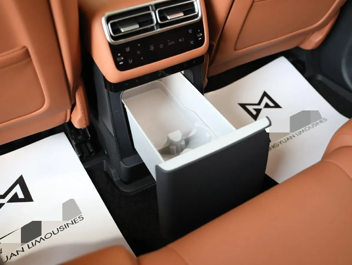 2025 Li L6 Range Extended 154HP L4 REEV,autocango,china used car exporter,china ev exporter,chinese used car exporter,chinese used ev exporter