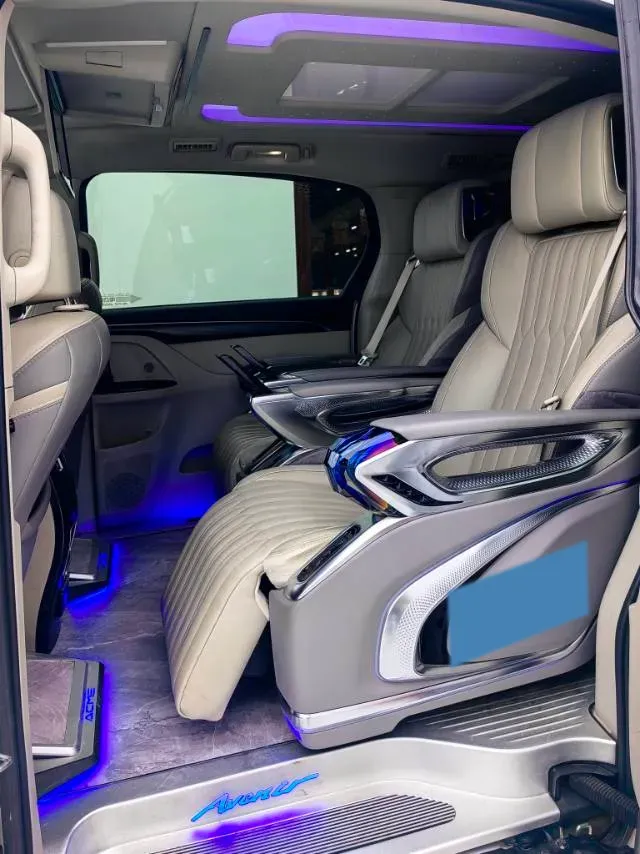 2020 Buick GL8 2.0T 237HP L4 9AT,autocango,china used car exporter,china ev exporter,chinese used car exporter,chinese used ev exporter