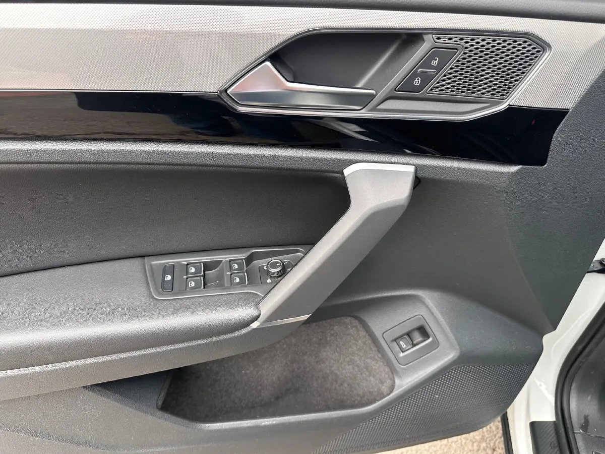 2022 Volkswagen Tayron 1.4T 150HP L4 7DCT,autocango,china used car exporter,china ev exporter,chinese used car exporter,chinese used ev exporter