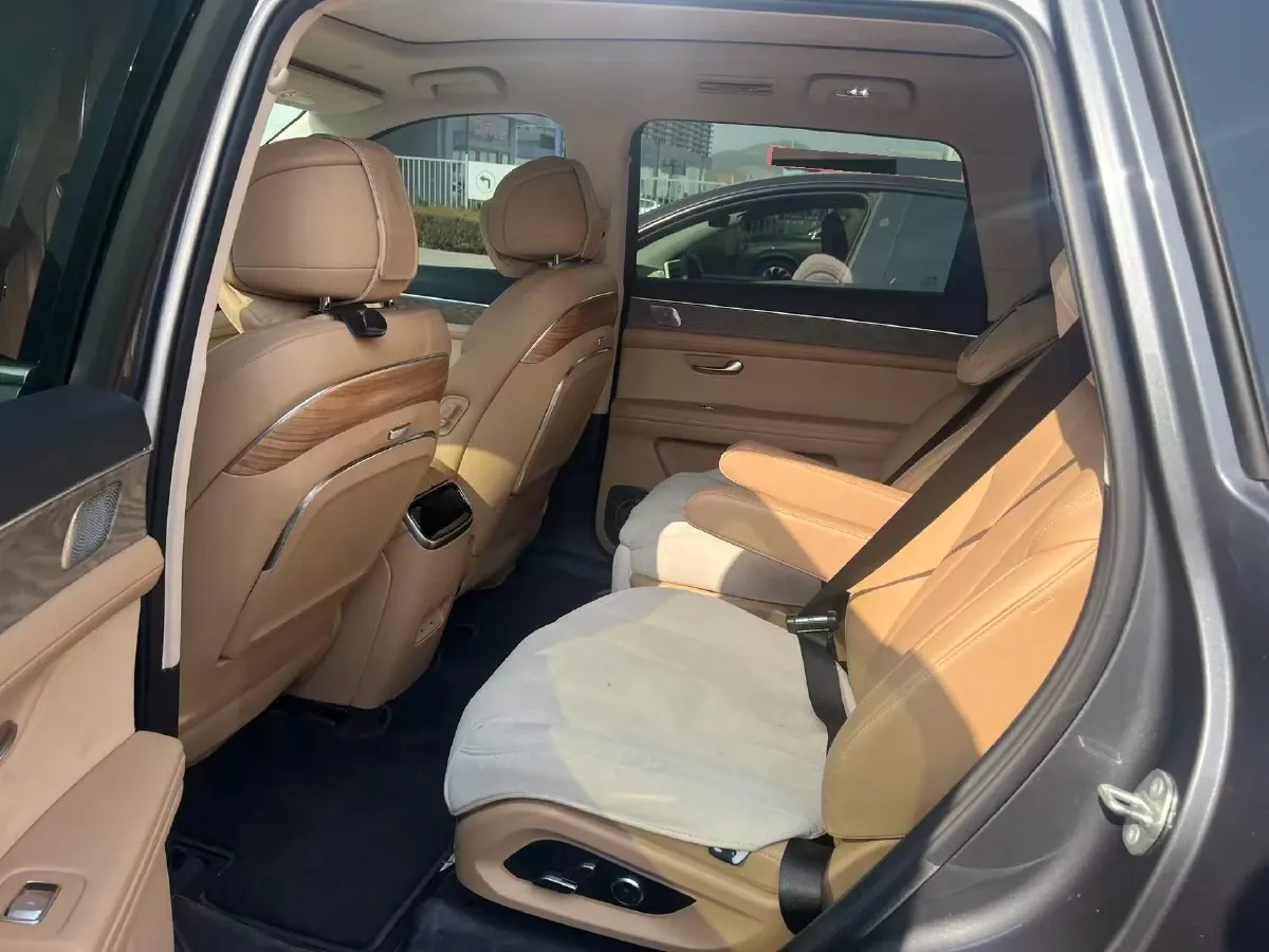 2022 Volvo S60 2.0T 197HP L4 8AT,autocango,china used car exporter,china ev exporter,chinese used car exporter,chinese used ev exporter